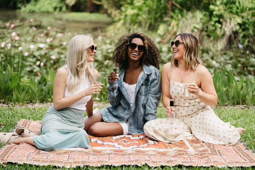 soek bella champagne oversized cat-eye sunglasses with champagne frame and brown gradient lenses