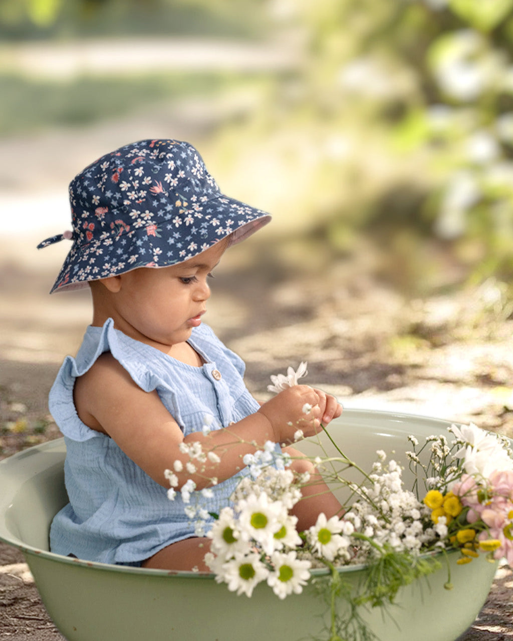 Sunhat Acacia - Midnight